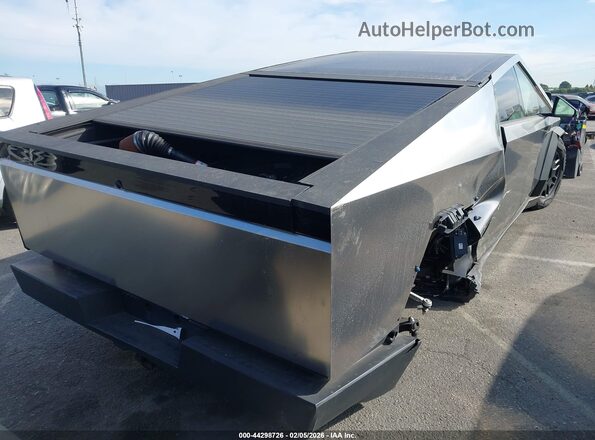 7G2CEHEE9SA062786 2025 TESLA CYBERTRUCK Серебряный 