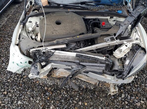7JR102FL2KG016861 2019 VOLVO S60 Белый Вид задней части салона