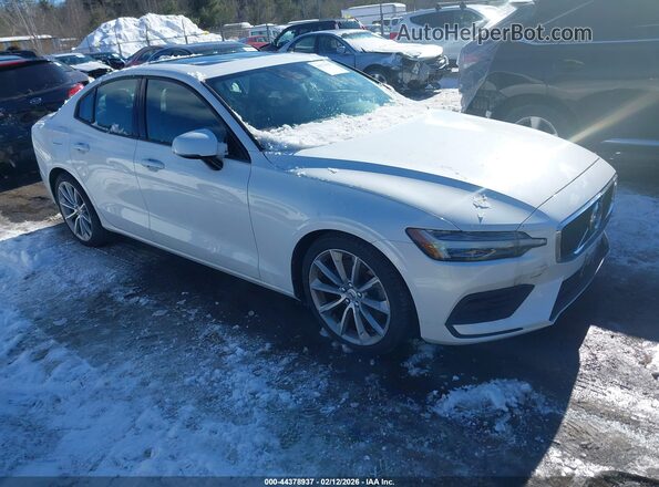 7JRA22TK6KG012155 2019 VOLVO S60 Белый Передняя правая четверть