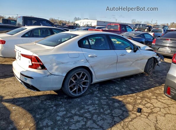 7JRBK0FP3MG095434 2021 VOLVO S60 Белый Задняя правая четверть
