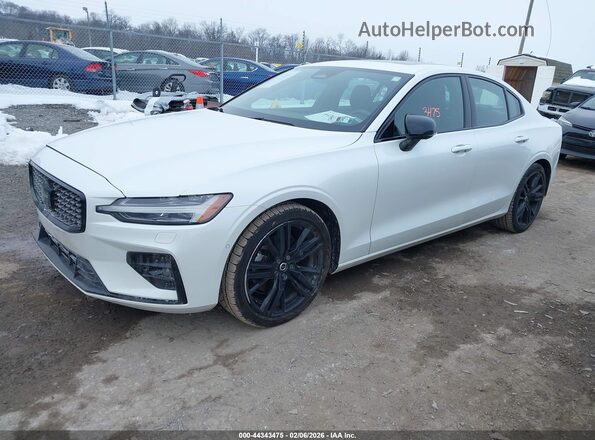 7JRL12TT0PG238249 2023 VOLVO S60 White Przód lewy
