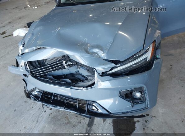 7JRL12TZ8NG189481 2022 VOLVO S60 Серый Вид спереди