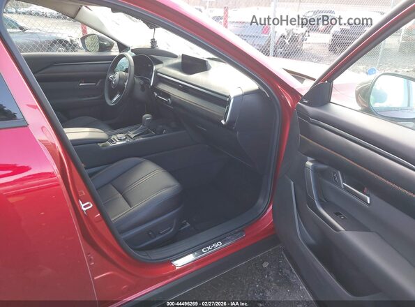 7MMVAADW8SN138687 2025 MAZDA CX-50 HYBRID Бордовый Вид салона спереди