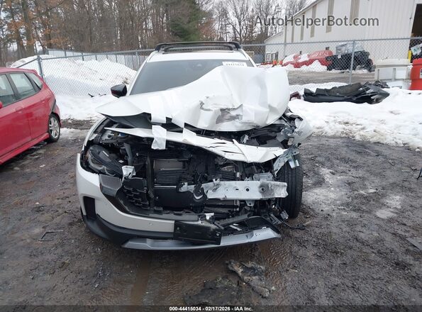 7MMVABEY8RN201934 2024 MAZDA CX-5 White Widok wnętrza z tyłu
