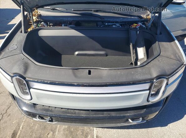 7PDSGABA7RN032856 2024 RIVIAN R1S Gray Vista del compartimento del motor