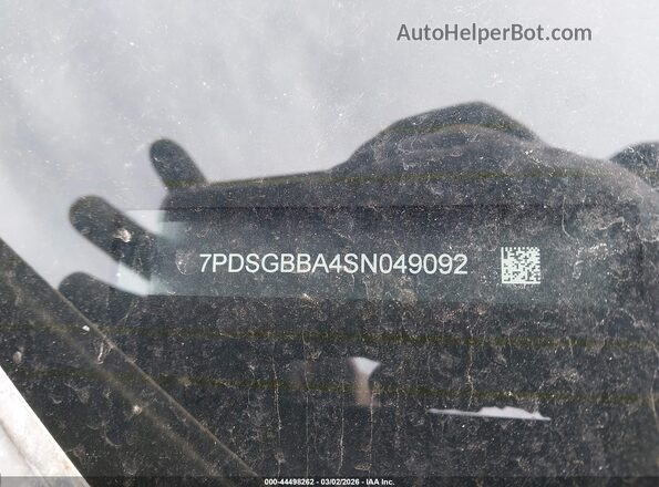 7PDSGBBA4SN049092 2025 RIVIAN R1S Черный Вид подкапотного пространства