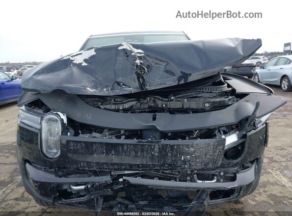 7PDSGBBA4SN049092 2025 RIVIAN R1S Черный Вид спереди