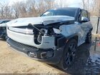 2025 Rivian R1s Adventure Dual Motor Large Pack/adventure Dual Motor Max Pack Серебряный vin: 7PDSGBBA9SN054322