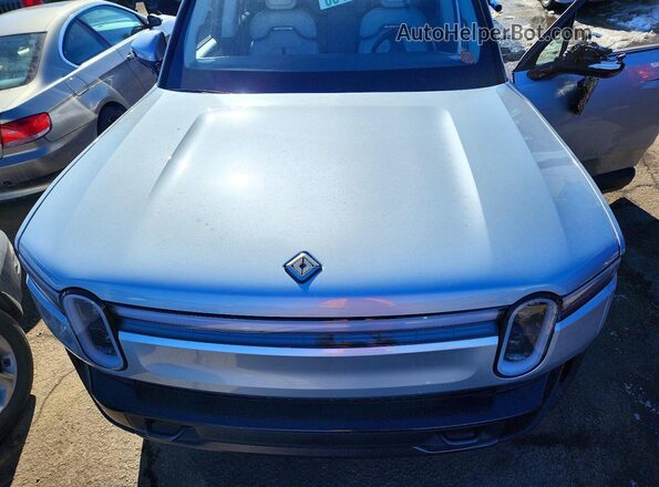7PDSGCBA3TN084858 2026 RIVIAN R1S Белый Вид подкапотного пространства