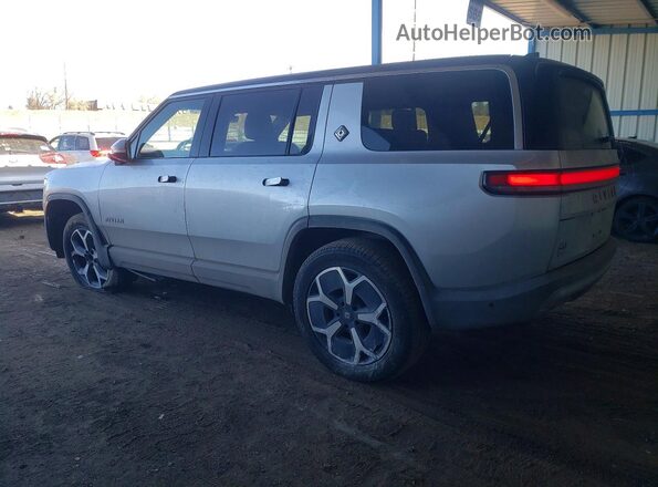 7PDSGCBA6RN041687 2024 RIVIAN R1S Silver Rear left