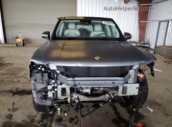 7PDSGCBA8TN079297 2026 RIVIAN R1S Серый Вид спереди