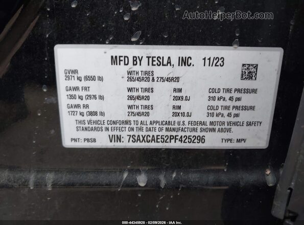 7SAXCAE52PF425296 2023 TESLA MODEL X Черный Вид подкапотного пространства