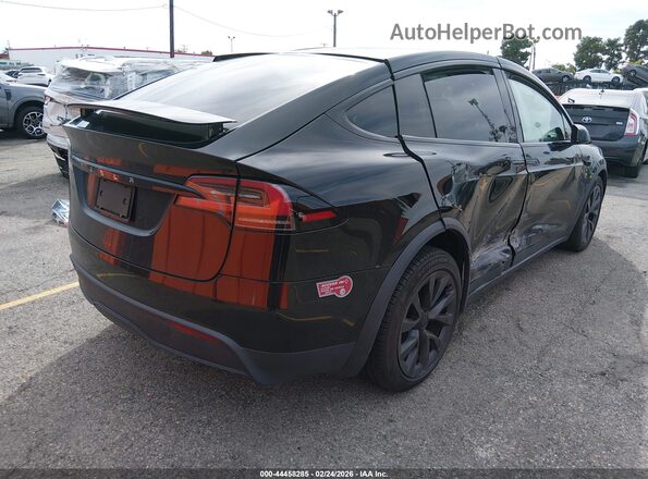 7SAXCBE51PF417552 2023 TESLA MODEL X Черный Задняя правая четверть