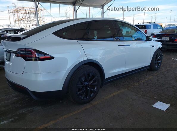 7SAXCBE52RF441278 2024 TESLA MODEL X White Trasero derecho