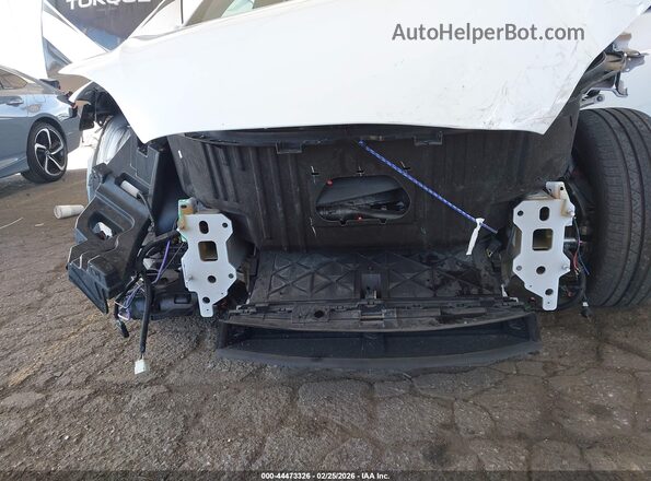 7SAXCBE52RF441278 2024 TESLA MODEL X White Vista frontal