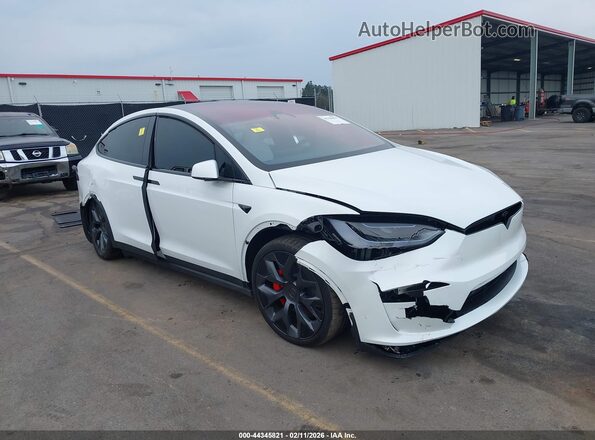 7SAXCBE67TF478665 2026 TESLA MODEL X Белый Передняя правая четверть
