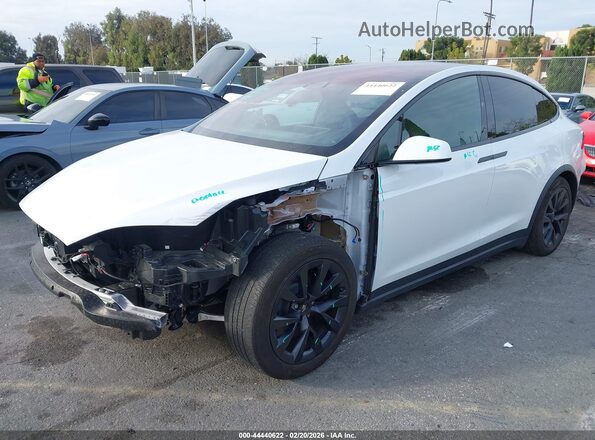 7SAXCDE55PF401009 2023 TESLA MODEL X Белый Передняя левая четверть