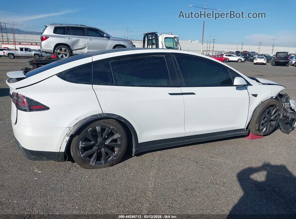 7SAXCDE56RF435060 2024 TESLA MODEL X Белый Вид задней части салона