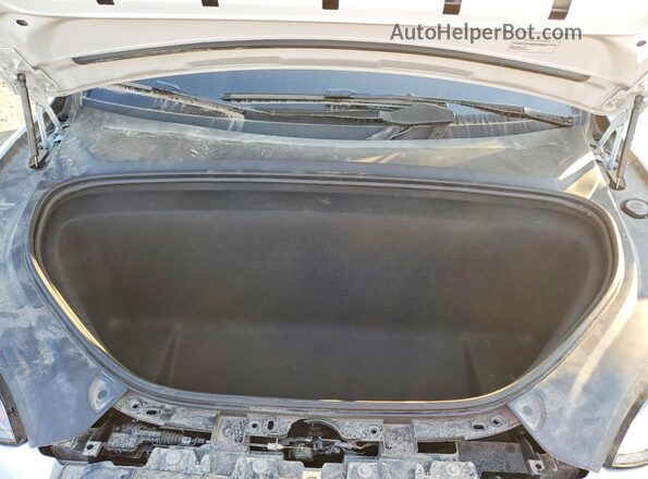 7SAXCDE59RF436624 2024 TESLA MODEL Белый Вид подкапотного пространства