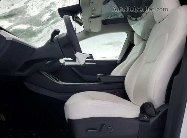 7SAYGAEE0PF695846 2023 TESLA MODEL White Սալոնի դիմացի տեսք