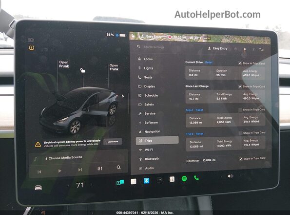 7SAYGAEE3RF009589 2024 TESLA MODEL Y Black Rear seats view