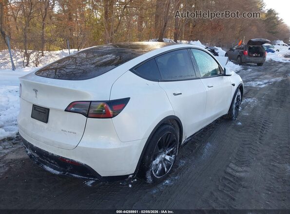 7SAYGAEE9SF262471 2025 TESLA MODEL Y White Trasero derecho