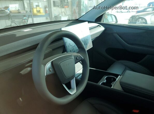 7SAYGDED1TA439957 2026 TESLA MODEL Серебряный Вид щитка приборов