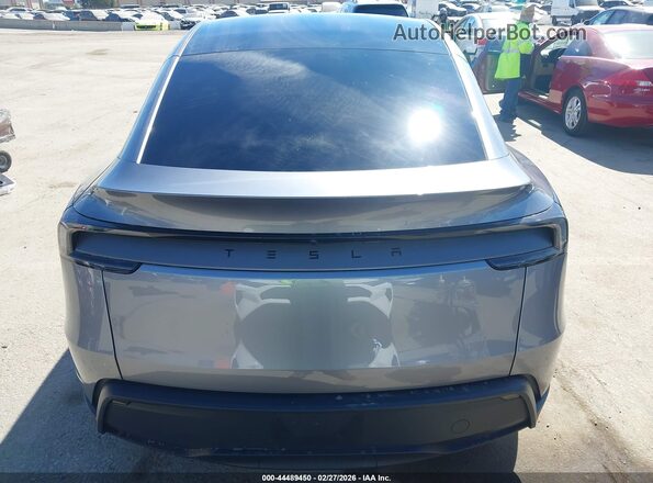7SAYGDED2TF523806 2026 TESLA MODEL Y Gray 