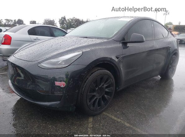 7SAYGDED5SF221182 2025 TESLA MODEL Y Gray Przód lewy
