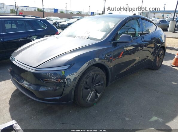7SAYGDED5TF459762 2026 TESLA MODEL Y Gray Przód lewy