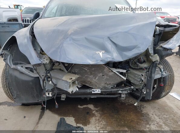 7SAYGDED8PF960702 2023 TESLA MODEL Y Gray Widok zestawu wskaźników