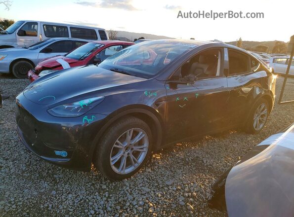 7SAYGDEDXRF046759 2024 TESLA MODEL Черный Передняя левая четверть