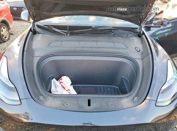 7SAYGDEDXRF046759 2024 TESLA MODEL Черный Вид подкапотного пространства