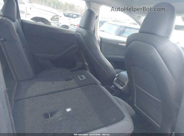 7SAYGDEDXRF093967 2024 TESLA MODEL Y White Вид наклейки з VIN-кодом