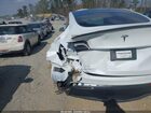 2024 Tesla Model Y Long Range Single Motor Rear-wheel Drive/rwd White vin: 7SAYGDEDXRF093967