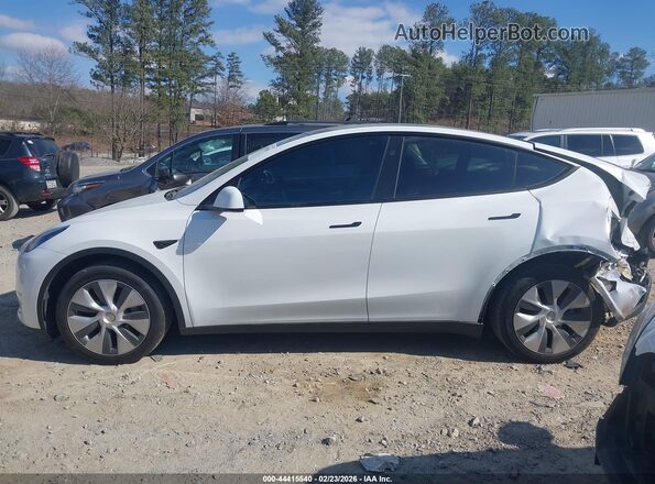 7SAYGDEDXRF093967 2024 TESLA MODEL Y White Панорамний вид салону 360°