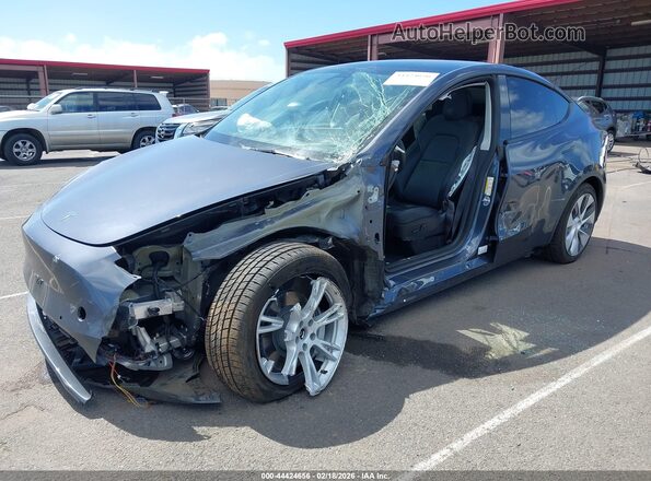 7SAYGDEE1NF454652 2022 TESLA MODEL Y Gray წინა ხედი