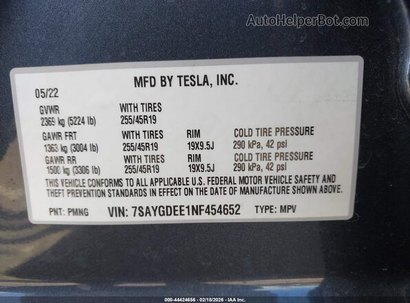 7SAYGDEE1NF454652 2022 TESLA MODEL Y Gray ძრავის განყოფილების ხედი