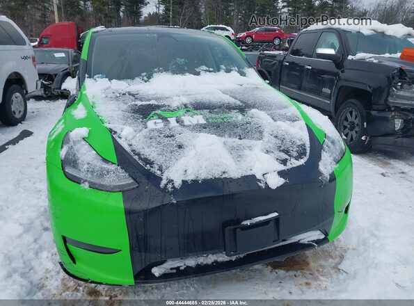 7SAYGDEE1PF609994 2023 TESLA MODEL Y Зеленый 