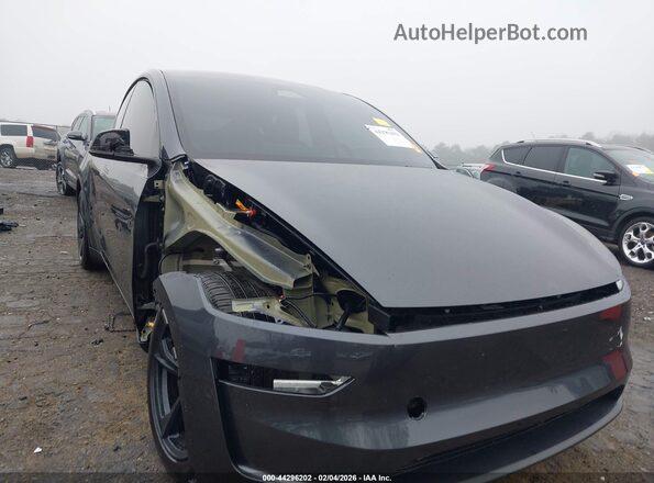 7SAYGDEE1TA587485 2026 TESLA MODEL Y Black წინა ხედი