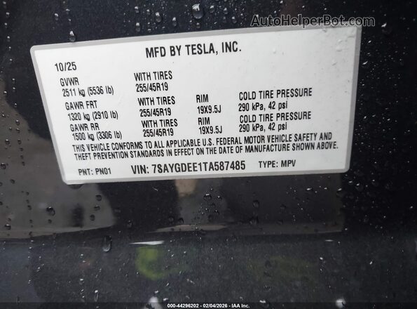 7SAYGDEE1TA587485 2026 TESLA MODEL Y Black ძრავის განყოფილების ხედი