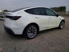 2026 Tesla Model Y White vin: 7SAYGDEE3TF353531