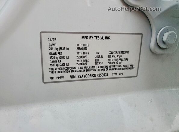 7SAYGDEE3TF353531 2026 TESLA MODEL White VIN კოდის სტიკერის ხედი