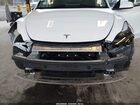 2024 Tesla Model Y Long Range Dual Motor All-wheel Drive White vin: 7SAYGDEE6RF155504