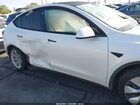 2023 Tesla Model Y Awd/long Range Dual Motor All-wheel Drive White vin: 7SAYGDEEXPF624848