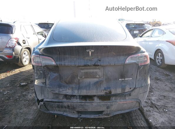 7SAYGDEEXPF750496 2023 TESLA MODEL Y Черный 