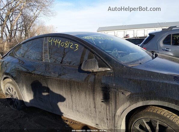 7SAYGDEEXPF750496 2023 TESLA MODEL Y Черный Вид щитка приборов