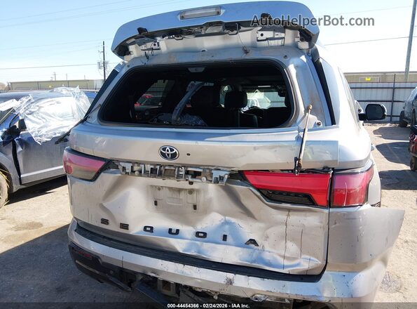 7SVAAAAA4PX002372 2023 TOYOTA SEQUOIA Серебряный 