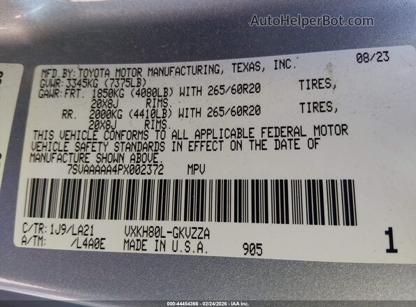 7SVAAAAA4PX002372 2023 TOYOTA SEQUOIA Серебряный Вид подкапотного пространства