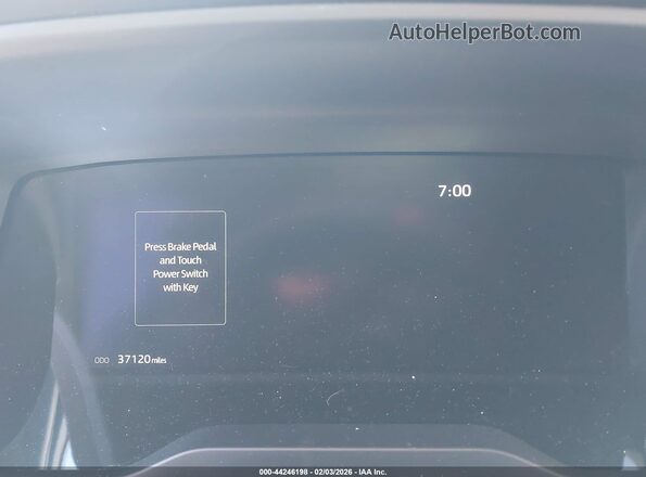 7SVAAABA0SX055173 2025 TOYOTA SEQUOIA Blue Widok tylnych siedzeń